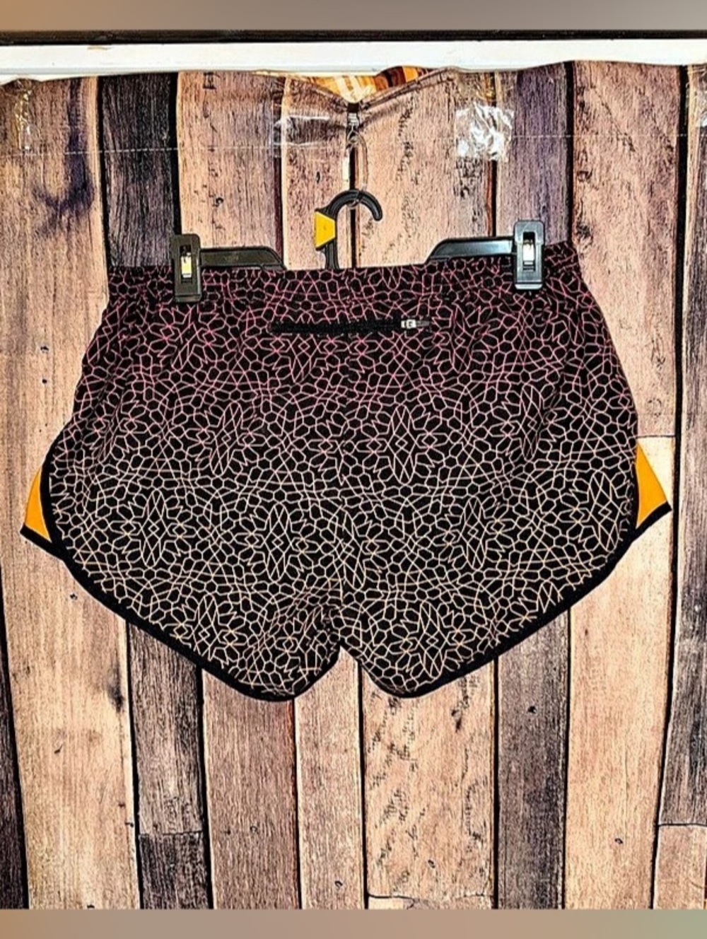 DRI-FIT Geometric Athletic Shorts in Black & Pink Size M